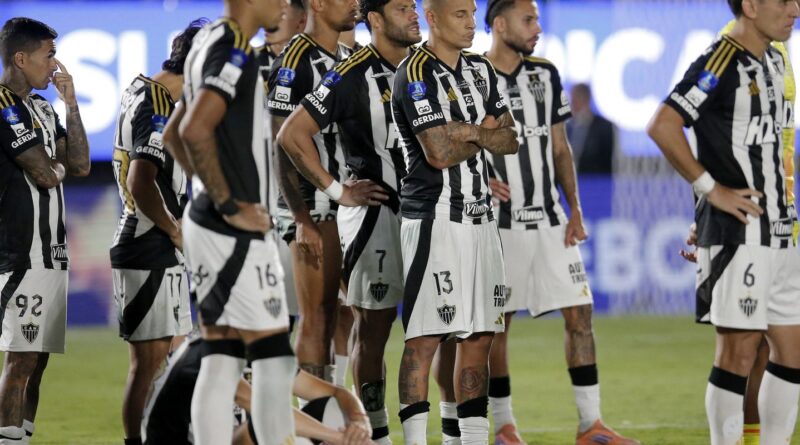 Lanús supera Atlético-MG nos pênaltis e é bicampeão da Sul-Americana