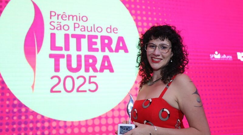 Mariana Salomão Carrara vence Prêmio São Paulo de Literatura 2025