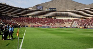 Ônibus atrasa e final da Libertadores começará às 18h30 (de Brasília)