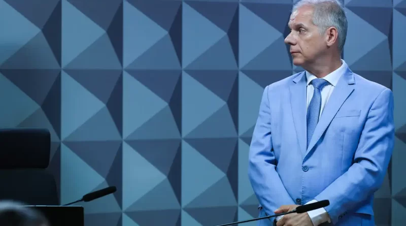 PF aponta propina de R$ 250 mil mensais a ex-presidente do INSS em esquema de descontos irregulares – Portal Momento