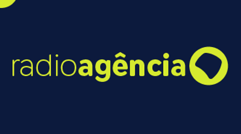 Podcast Ajudante Digital, da Radioagência Nacional, completa um ano