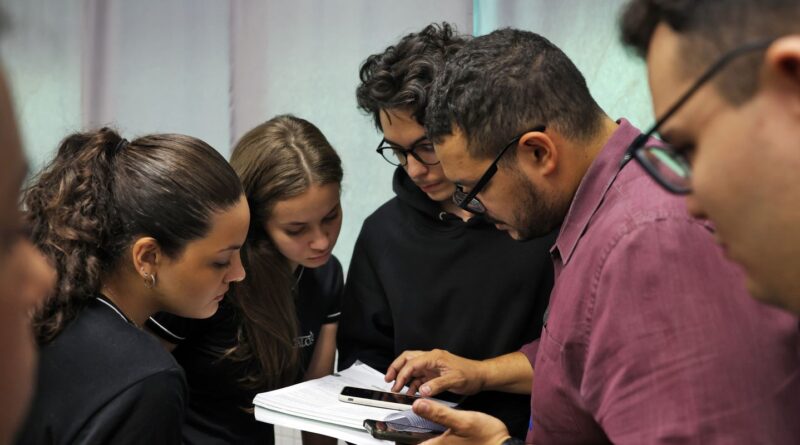 Relação com professor ajuda aluno na construção de propósito de vida