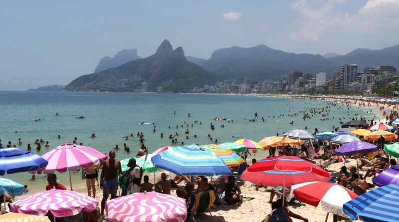 Rio de Janeiro bate recorde de turistas internacionais em 2025