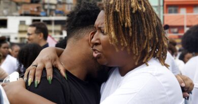 Sob facções e operações, população de favelas vive traumas e adoece