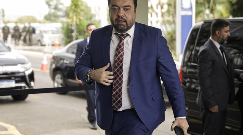 TSE inicia julgamento que pode cassar governador do Rio de Janeiro