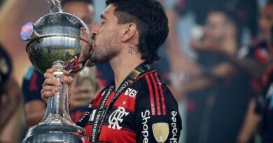 Arrascaeta é finalista no tradicional prêmio Rei da América