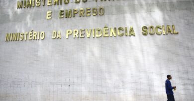 Brasil cria 85,8 mil vagas de trabalho em novembro