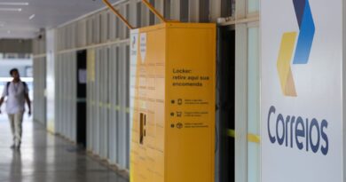 Correios estudam abrir capital e fazem empréstimo de R$ 12 bi com bancos 