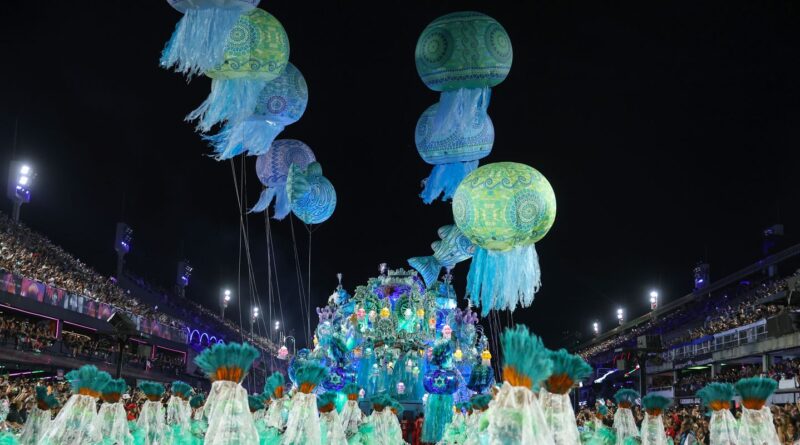 Desfile das escolas de samba se torna Patrimônio Cultural do RJ