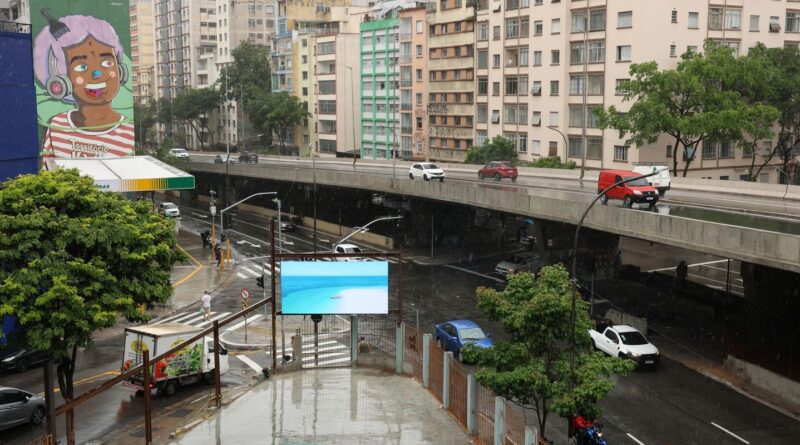 Estado de SP deve ter chuva e ventos intensos até a próxima terça