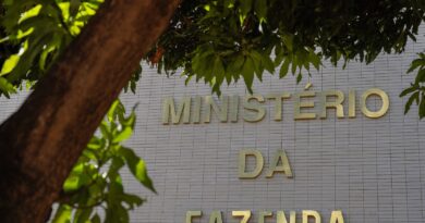 Estatais federais em dificuldade poderão pedir aportes da União