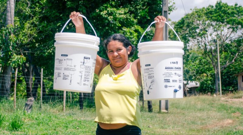 Governo distribui filtros para acesso a água potável por indígenas
