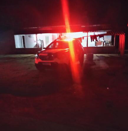 Homem é chamado na porta de casa, troca tiros com dupla e acaba morto em Nova Venécia