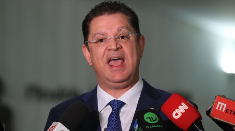 Líder do PL na Câmara dos Deputados nega desvios de verbas