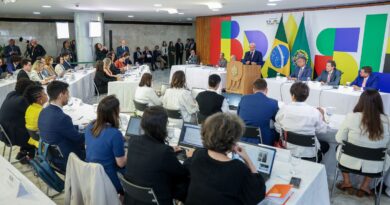 Lula afirma que vai vetar PL da Dosimetria