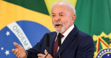 Lula descarta privatização dos Correios