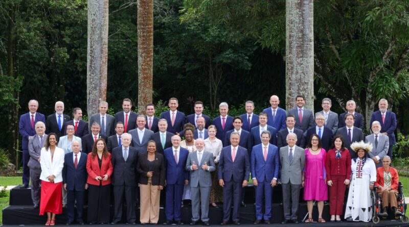 Lula diz que é preciso informar melhor ações do governo