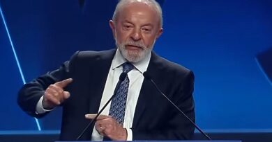 Lula diz que fim de sanção a Alexandre de Moraes é bom para o Brasil