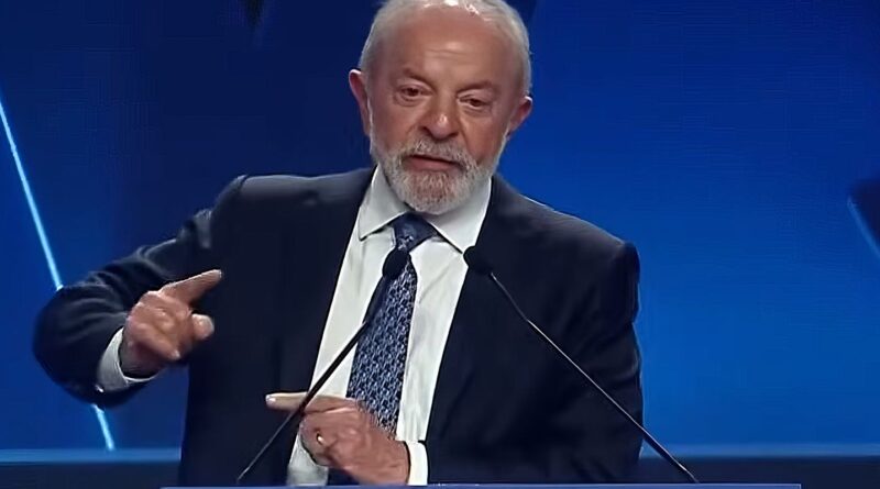 Lula diz que fim de sanção a Alexandre de Moraes é bom para o Brasil