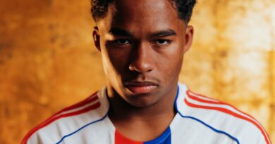 Lyon anuncia contratação por empréstimo do atacante Endrick