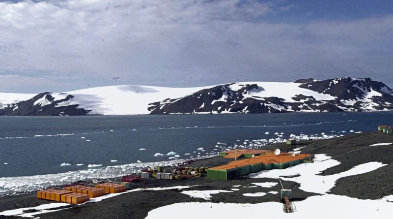 Mapeamento inédito revela extensão de área livre de gelo na Antártica