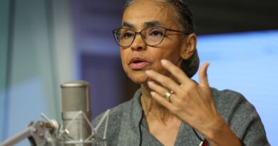 Marina Silva sofre fratura em vértebra lombar