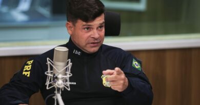 Moraes decreta prisão preventiva de ex-diretor da PRF Silvinei Vasques