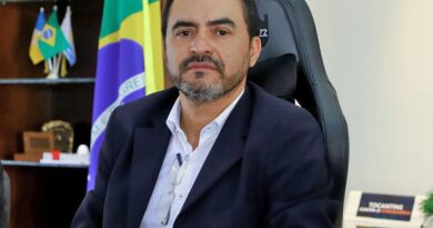 Nunes Marques derruba decisão que afastou governador do Tocantins
