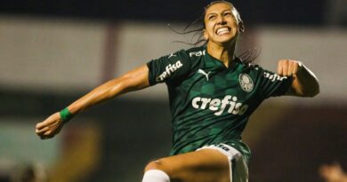 Após 2 anos nos EUA, Bia Zaneratto retorna ao Palmeiras e vestirá a 10