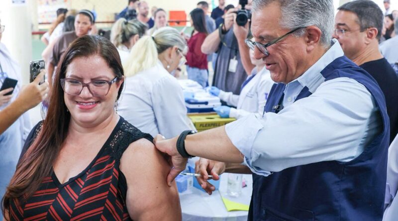 Botucatu inicia vacinação contra dengue com imunizante do Butantan