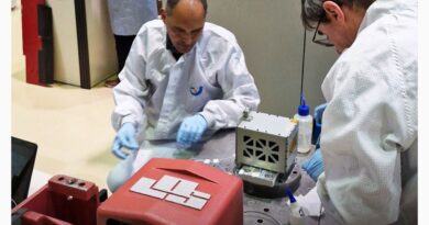 Foguete que levava satélites brasileiros some após lançamento na Índia