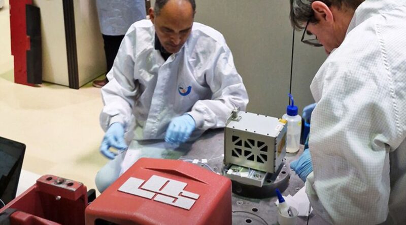 Foguete que levava satélites brasileiros some após lançamento na Índia