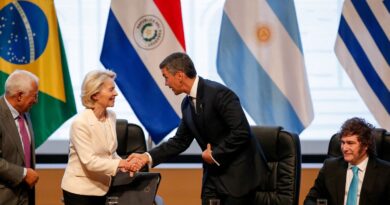 Líderes do Mercosul e da UE assinam acordo e defendem multilateralismo