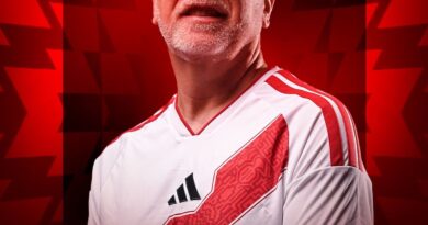 Mano Menezes assume comando técnico da seleção do Peru por 4 anos