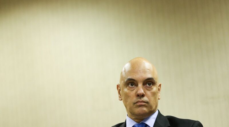 Moraes nega encontro com ex-presidente do BRB na casa de Vorcaro 