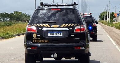 PF realiza operação para combater tráfico de cocaína do PCC