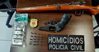 PR: Polícia prende cinco suspeitos por roubo de R$ 15 milhões em joias