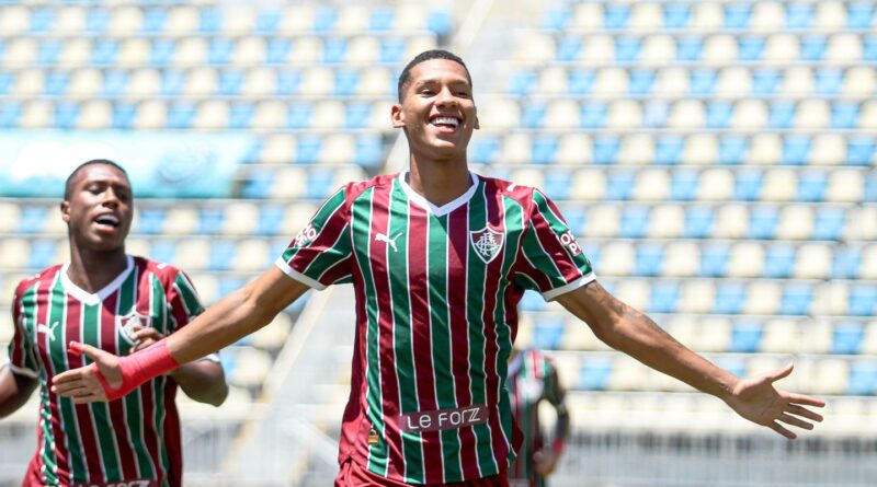 Primeira fase chega ao fim e 16 jogos abrem mata-mata da Copinha