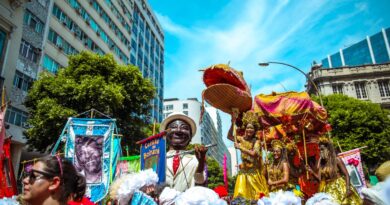 Rio: Cordão do Boitatá estreia no circuito dos megablocos do carnaval