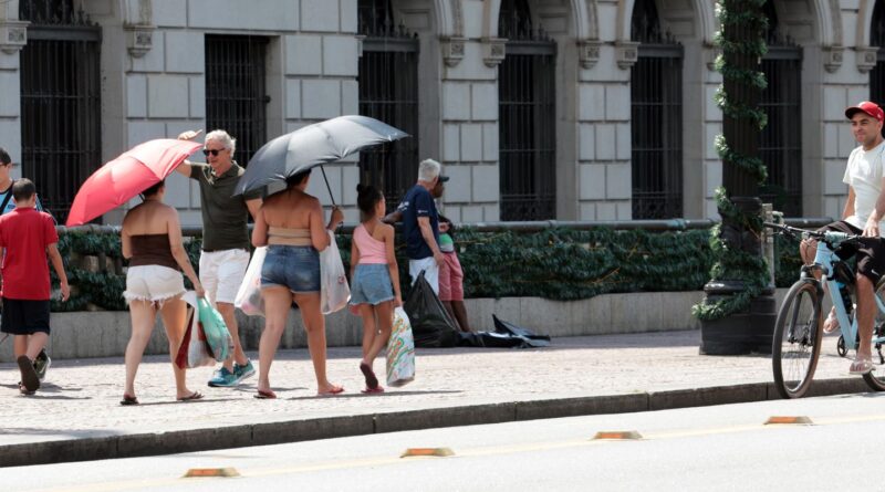 Temperatura pode chegar a 36°C no domingo em São Paulo
