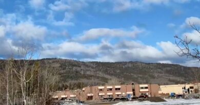 Ataque a tiros em escola no Canadá deixa 10 mortos