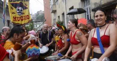 Besa Me Mucho leva música latina às ladeiras do Morro da Providência