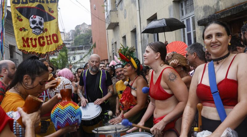 Besa Me Mucho leva música latina às ladeiras do Morro da Providência