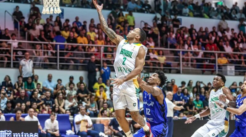 Brasil mantém 100% de aproveitamento nas Eliminatórias para a Copa