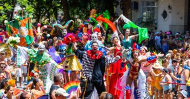 Carnaval 2026: Rio terá desfile de 56 blocos neste domingo; confira