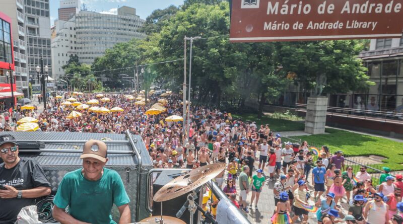 Centro de São Paulo tem axé e outras surpresas no domingo de carnaval