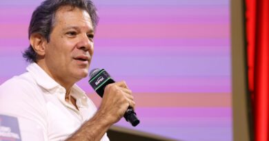 Classe dominante brasileira entende o Estado como dela, diz Haddad
