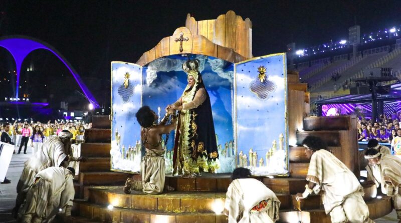 Desfiles da Série Ouro do Carnaval do Rio têm ingressos esgotados