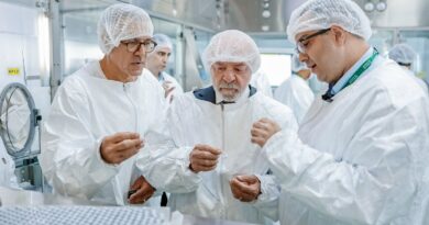 Equipes do SUS começam a receber vacina do Butantan contra a dengue