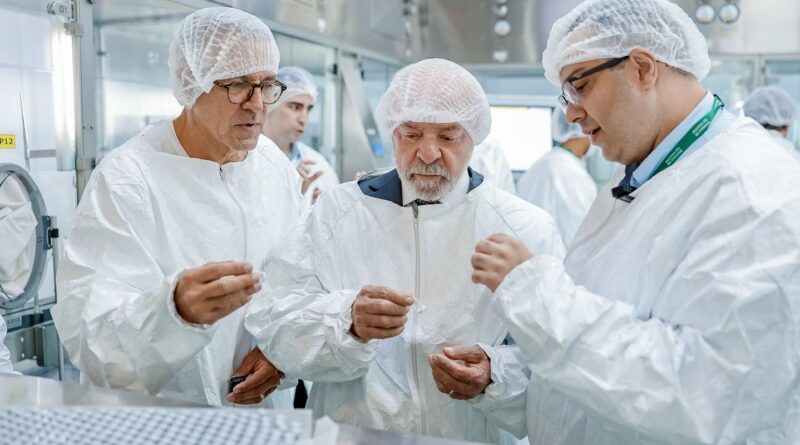 Equipes do SUS começam a receber vacina do Butantan contra a dengue